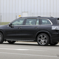 メルセデスベンツ GLS 新型スクープ写真