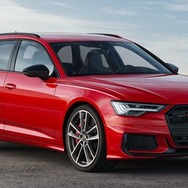 アウディ S6 アバント 改良新型