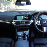 BMW 3シリーズ 新型（330i Mスポーツ）