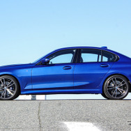 BMW 3シリーズ 新型（330i Mスポーツ）