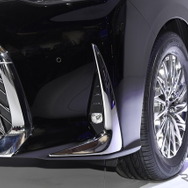 レクサス LM300h（上海モーターショー2019）