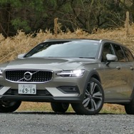 ボルボ V60 CROSS COUNTRY T5 AWD PRO