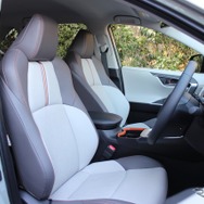 トヨタ RAV4 新型（アドベンチャー）