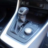 トヨタ RAV4ハイブリッド 新型
