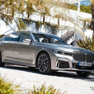 BMW 7シリーズ 新型（745Le xDrive）