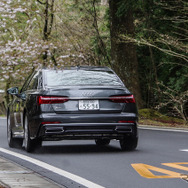 アウディ A6セダン 新型（A6 55 TFSI クワトロ S-line）