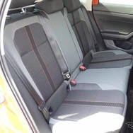 VW ポロ TSI R-Line