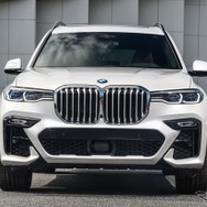 BMW X7 の「M50i」