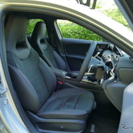 メルセデスベンツ A200d（Aクラスディーゼル）