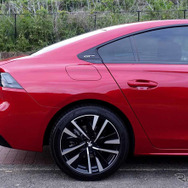 プジョー 508 新型（GT BlueHDi）