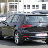 VW 謎の新型プロトタイプ（スクープ写真）