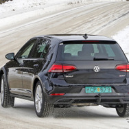 VW 謎の新型プロトタイプ（スクープ写真）