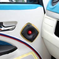 高域用のスピーカーとしてはサーウィンベガのホーントゥイーター・CVMP1.0を採用。なりっぷりの良さが身上のユニットだ。