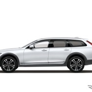 V90クロスカントリー D4 AWD ノルディック エディション（クリスタルホワイトパールｘアンバー）