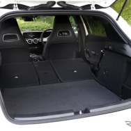 メルセデス・ベンツ Aクラス 新型（A200d）