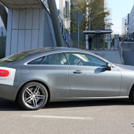 メルセデスベンツ Eクラスクーペ 改良新型 スクープ写真
