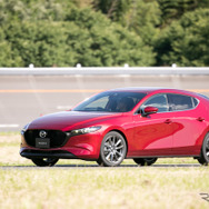 マツダ3新型