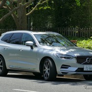 ボルボ XC60 T8 TWIN ENGINE AWD INSCRIPTION