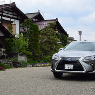 レクサスRX450hL。