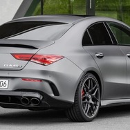 メルセデスAMG CLA45S 4MATIC+ 新型