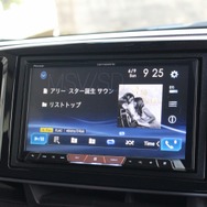 オーディオソースとしてはカロッツェリアのサイバーナビＸシリーズをチョイス。サウンド面や調整面で高いパフォーマンスを発揮。