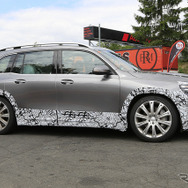 メルセデス AMG GLB45 スクープ写真