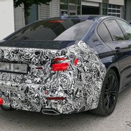 BMW 5シリーズセダン 改良新型（スクープ写真）