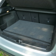 メルセデスベンツ Bクラス 新型（B180）