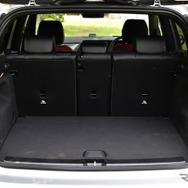 メルセデスベンツ Bクラス 新型（B180）