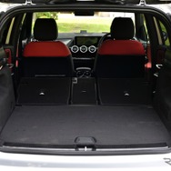 メルセデスベンツ Bクラス 新型（B180）