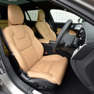 ボルボ V60クロスカントリー（ポールスター・パフォーマンス・ソフトウェア仕様）