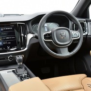ボルボ V60クロスカントリー（ポールスター・パフォーマンス・ソフトウェア仕様）