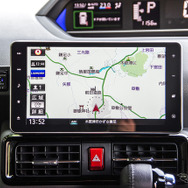 ダイハツ タントカスタム（RS）新型