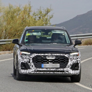 アウディ Q5 改良新型（PHEV）スクープ写真