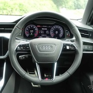 アウディ A6セダン 新型（A6 55 TFSI クワトロ S-line）
