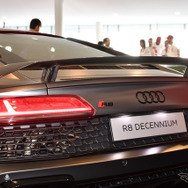 アウディR8 Decennium（デセニウム）＆RS 5 スポーツバック発表会