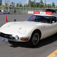 トヨタ2000GT MF12L（1969年）