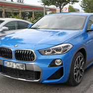 BMW X2 xDrive25e 市販型プロトタイプ　スクープ写真
