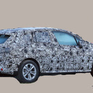 BMW 2シリーズアクティブツアラー 次期型プロトタイプ（スクープ写真）