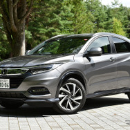 ホンダ ヴェゼル ツーリング（VEZEL TOURING・Honda SENSING）
