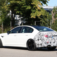 BMW M5 改良新型 スクープ写真