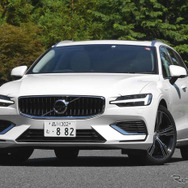 ボルボ V60 T6 インスクリプション