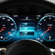 メルセデスベンツ GLCクーペ 改良新型（GLC 220d 4MATIC Coupe ダイヤモンドホワイト）