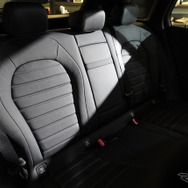 メルセデスベンツ GLC 改良新型（GLC 300 4MATIC モハーベシルバー）
