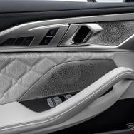 BMW M8 グランクーペ 新型