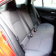 トヨタ カローラ 新型（カローラS 1.8リットル）