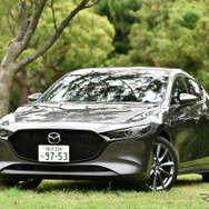 マツダ3 新型 ファストバック
