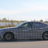 BMW i4 開発車両 スクープ写真