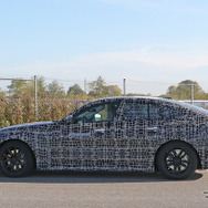 BMW i4 開発車両 スクープ写真