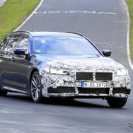 BMW 5シリーズ 改良モデル（LCI）プロトタイプ スクープ写真